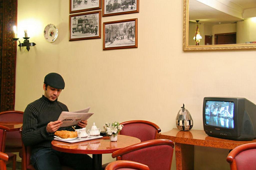 Camelia International Hotel Paris Eksteriør billede